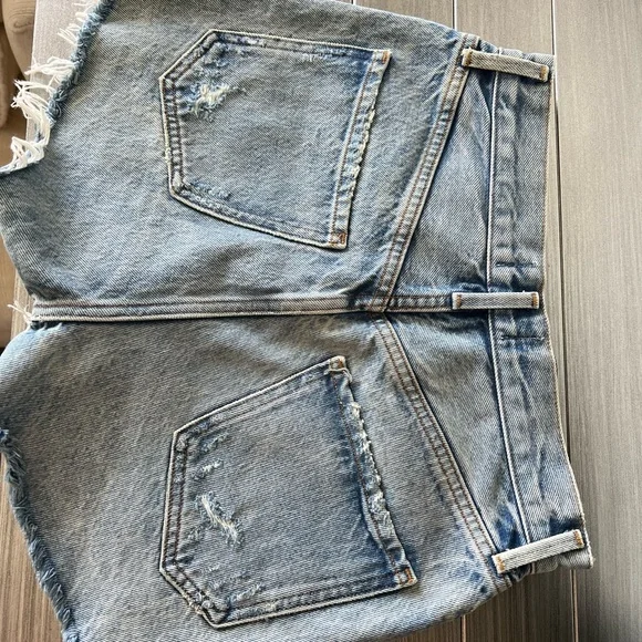 AGOLDE Jaden Jean short - Picture 2 of 6